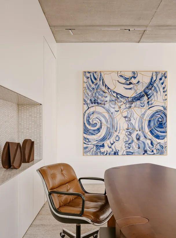 从水磨石地面到混凝土天花板这个公寓呈现不完美的美学设计!(图9)